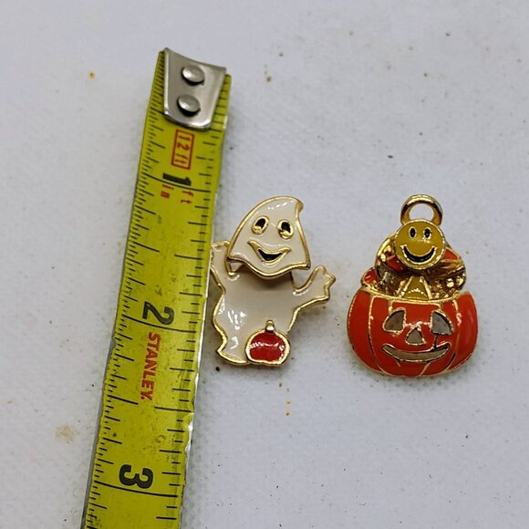 Vtg Lot of 2 Enamel Halloween Ghost & Pumpkin Pins - Picture 5 of 7
